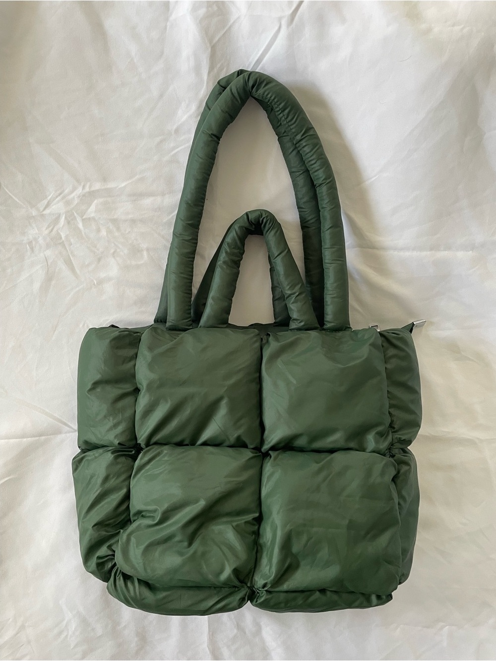 Quilted Puffer Tote Bag in Olive Green